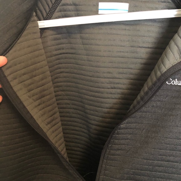 Small Columbia half zip pullover - Picture 4 of 6